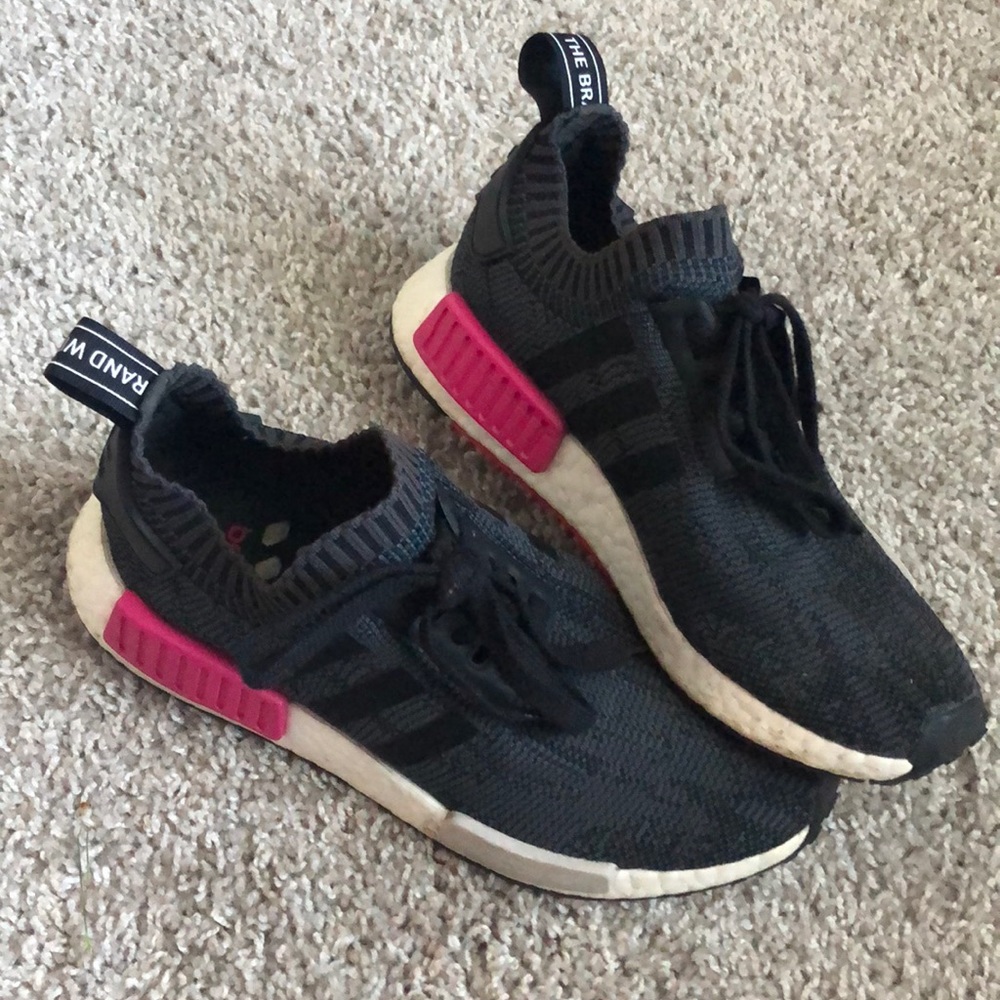 Adidas women’s NMD_R1 shoes size 7 1/2